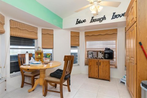 Casa en venta en Punta Gorda, Florida, 3 dormitorios, 129.6 m2 № 1165909 - foto 9