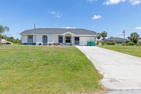 Villa ou maison à vendre à Punta Gorda, Floride: 3 chambres, 129.6 m2 № 1165909 - photo 25