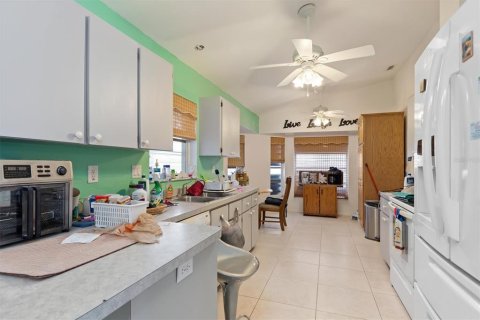 Villa ou maison à vendre à Punta Gorda, Floride: 3 chambres, 129.6 m2 № 1165909 - photo 7