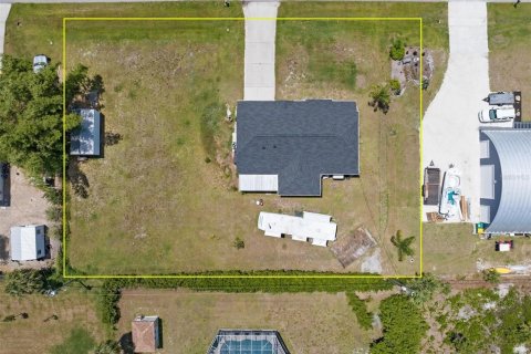 House in Punta Gorda, Florida 3 bedrooms, 129.6 sq.m. № 1165909 - photo 29