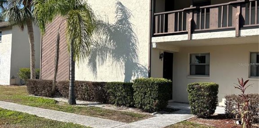 Condo in Port Richey, Florida, 1 bedroom  № 1417658