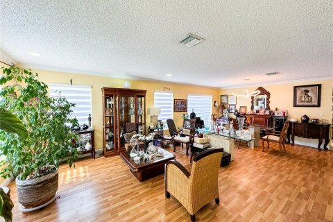 Villa ou maison à vendre à Cutler Bay, Floride: 4 chambres, 269.42 m2 № 1067686 - photo 4