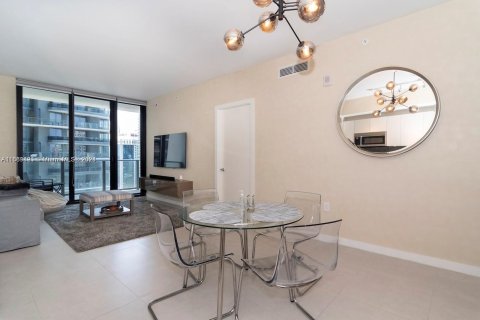 Condo in Miami, Florida, 1 bedroom  № 1388047 - photo 10