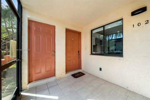 Casa en venta en Weston, Florida, 2 dormitorios, 116.69 m2 № 1388095 - foto 4