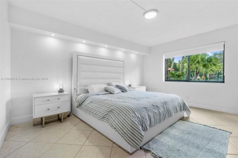 Villa ou maison à vendre à Weston, Floride: 2 chambres, 116.69 m2 № 1388095 - photo 13