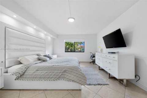 Villa ou maison à vendre à Weston, Floride: 2 chambres, 116.69 m2 № 1388095 - photo 14