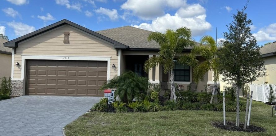 House in Port Charlotte, Florida 3 bedrooms, 171.87 sq.m. № 1052206