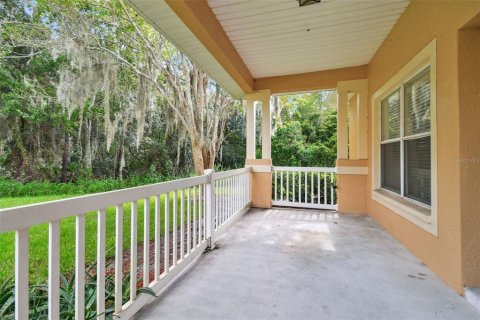 Touwnhouse à vendre à Tampa, Floride: 2 chambres, 116.03 m2 № 1378364 - photo 4