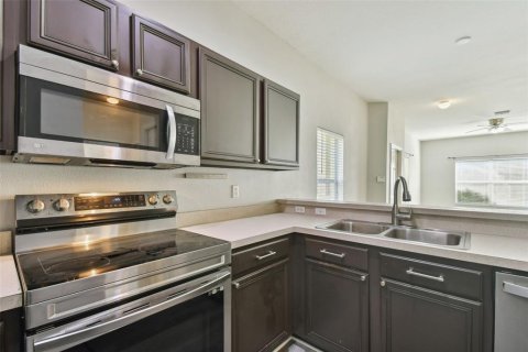 Touwnhouse à vendre à Tampa, Floride: 2 chambres, 116.03 m2 № 1378364 - photo 13