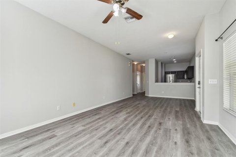 Adosado en venta en Tampa, Florida, 2 dormitorios, 116.03 m2 № 1378364 - foto 7