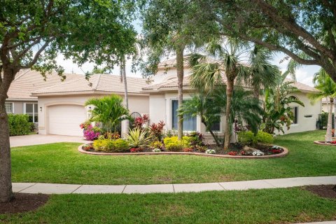 House in Lake Worth, Florida 3 bedrooms, 251.95 sq.m. № 1077516 - photo 8