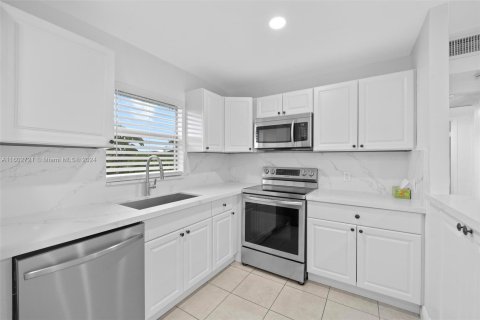 Condominio en venta en Delray Beach, Florida, 2 dormitorios, 81.75 m2 № 1224057 - foto 25