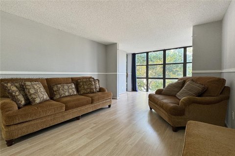 Condominio en venta en Hallandale Beach, Florida, 1 dormitorio, 85.01 m2 № 1050468 - foto 6