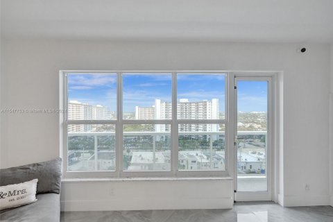 Condo in Fort Lauderdale, Florida, 1 bedroom  № 1057766 - photo 5