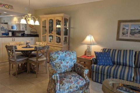 Condo in Punta Gorda, Florida, 2 bedrooms  № 1043699 - photo 11