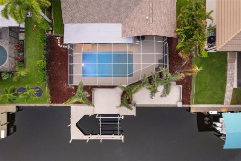 Villa ou maison à vendre à Cape Coral, Floride: 3 chambres, 127 m2 № 1340727 - photo 4