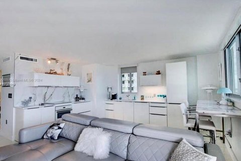 Condominio en venta en Miami Beach, Florida, 1 dormitorio, 63.92 m2 № 1397761 - foto 9