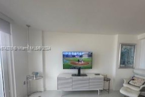 Condominio en venta en Miami Beach, Florida, 1 dormitorio, 63.92 m2 № 1397761 - foto 11