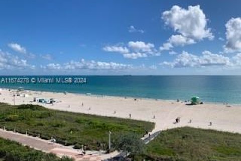 Condominio en venta en Miami Beach, Florida, 1 dormitorio, 63.92 m2 № 1397761 - foto 20