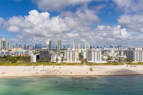 Condominio en venta en Miami Beach, Florida, 1 dormitorio, 63.92 m2 № 1397761 - foto 22