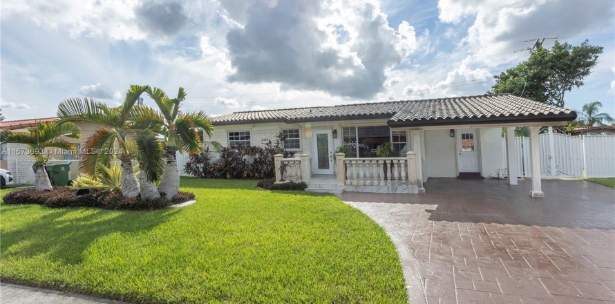 Villa ou maison à Hialeah, Floride 3 chambres, 148.46 m2 № 1396858