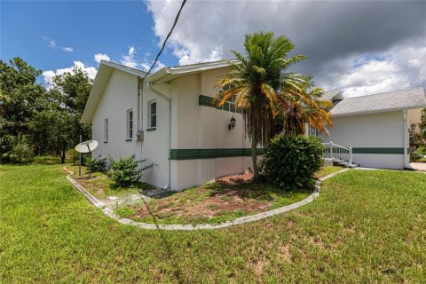 Villa ou maison à vendre à Punta Gorda, Floride: 3 chambres, 161.46 m2 № 1298021 - photo 24