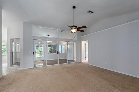 Villa ou maison à vendre à Punta Gorda, Floride: 3 chambres, 161.46 m2 № 1298021 - photo 2