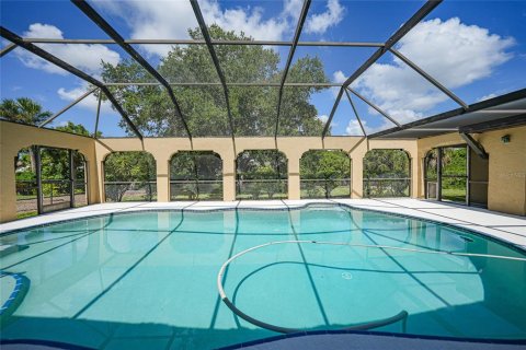 Casa en venta en Port Charlotte, Florida, 4 dormitorios, 232.44 m2 № 1298022 - foto 2