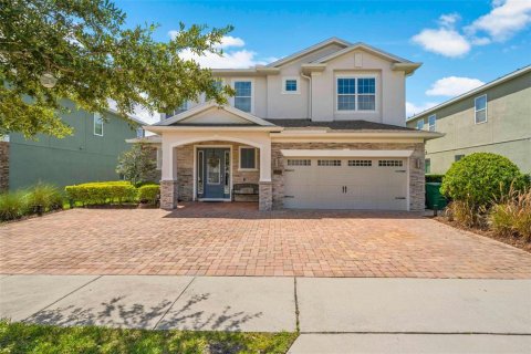 Casa en venta en Kissimmee, Florida, 9 dormitorios, 430.14 m2 № 1350797 - foto 1