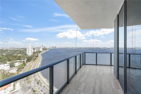 Condo in Tampa, Florida, 3 bedrooms  № 1431889 - photo 8