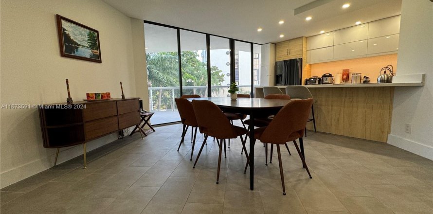 Condo in Aventura, Florida, 3 bedrooms  № 1396747