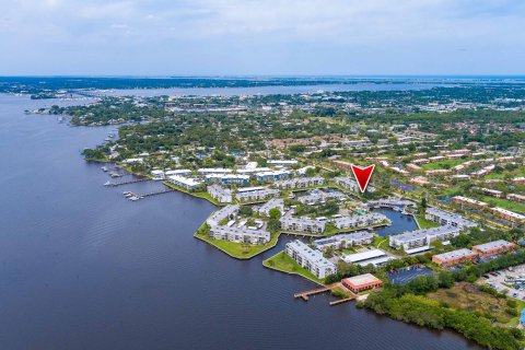 Condominio en venta en Stuart, Florida, 2 dormitorios, 93 m2 № 1225976 - foto 1