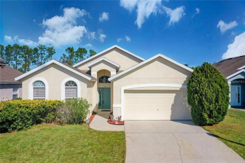 Casa en venta en Davenport, Florida, 4 dormitorios, 185.06 m2 № 1354983 - foto 1