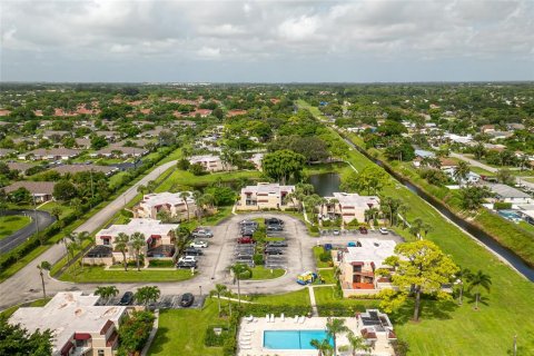 Townhouse in Delray Beach, Florida 3 bedrooms, 123.19 sq.m. № 1354944 - photo 30