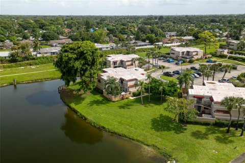 Townhouse in Delray Beach, Florida 3 bedrooms, 123.19 sq.m. № 1354944 - photo 27