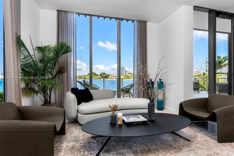 Condominio en venta en Bay Harbor Islands, Florida, 4 dormitorios, 333.98 m2 № 1037731 - foto 13