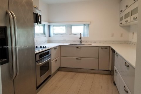 Condominio en venta en Miami Beach, Florida, 2 dormitorios, 120.12 m2 № 1329379 - foto 27