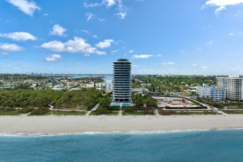 Condo in Miami Beach, Florida, 2 bedrooms  № 1037780 - photo 25