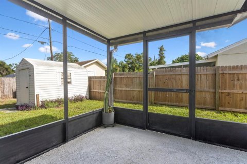 Casa en venta en Tampa, Florida, 3 dormitorios, 139.26 m2 № 1358266 - foto 23