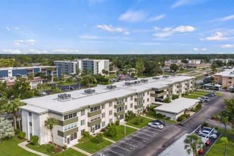 Condominio en venta en Port Charlotte, Florida, 1 dormitorio, 62.43 m2 № 1359271 - foto 26