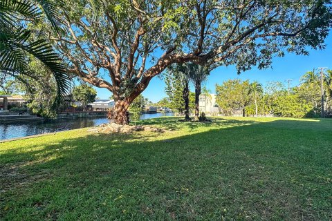 Copropriété à louer à Oakland Park, Floride: 2 chambres, 90.58 m2 № 1045516 - photo 8