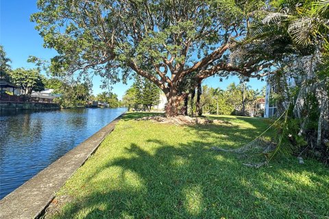 Copropriété à louer à Oakland Park, Floride: 2 chambres, 90.58 m2 № 1045516 - photo 6