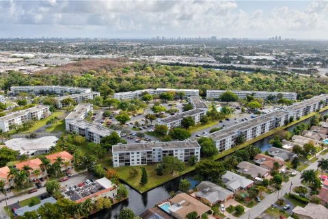 Copropriété à louer à Oakland Park, Floride: 2 chambres, 90.58 m2 № 1045516 - photo 26