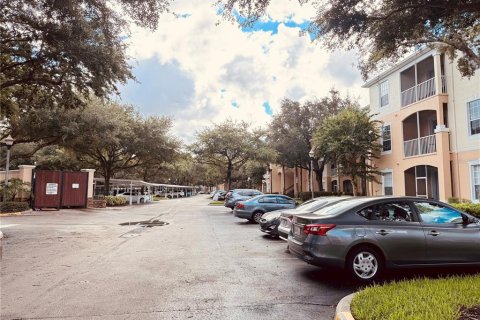 Condo in Orlando, Florida, 3 bedrooms  № 1308878 - photo 29