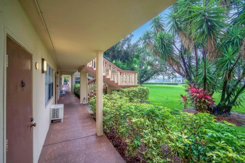 Condo in Deerfield Beach, Florida, 1 bedroom  № 1226712 - photo 4