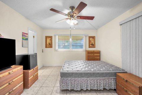 Condo in Deerfield Beach, Florida, 1 bedroom  № 1226712 - photo 8