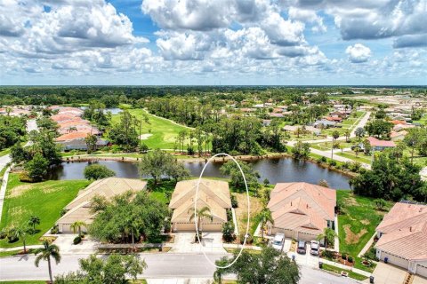 Villa ou maison à vendre à North Port, Floride: 2 chambres, 144.28 m2 № 1245618 - photo 2