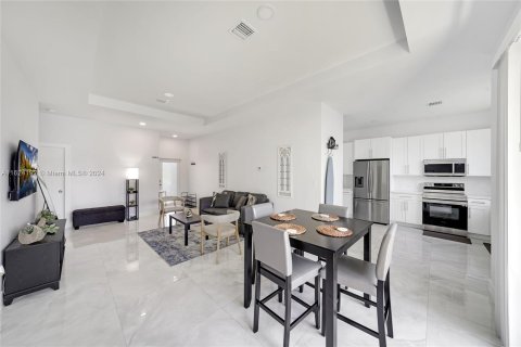 Villa ou maison à vendre à Fort Lauderdale, Floride: 3 chambres, 120.4 m2 № 1291782 - photo 10