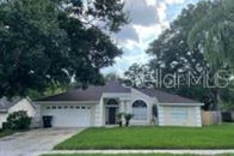 House in Ocoee, Florida 3 bedrooms, 155.61 sq.m. № 1358091 - photo 1