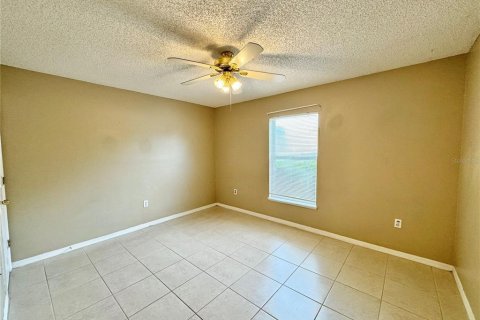 Casa en alquiler en Orlando, Florida, 4 dormitorios, 174.1 m2 № 1358094 - foto 11